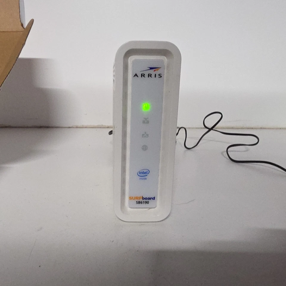 ARRIS SURFboard SB6190 DOCSIS 3.0 32 x 8 Gigabit Cable Modem 1 Gbps - Image 2 of 4