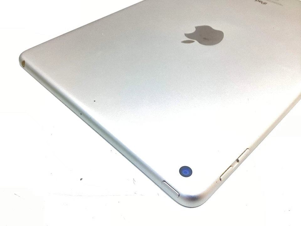 Apple iPad (6th generation) · 32GB · Wi-Fi, foto 4 de 5