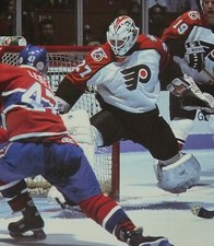 CLASSIC HOCKEY PHOTO PRINT PHILADELPHIA FLYERS RON HEXTALL  VS STEPHANE LEBEAU 