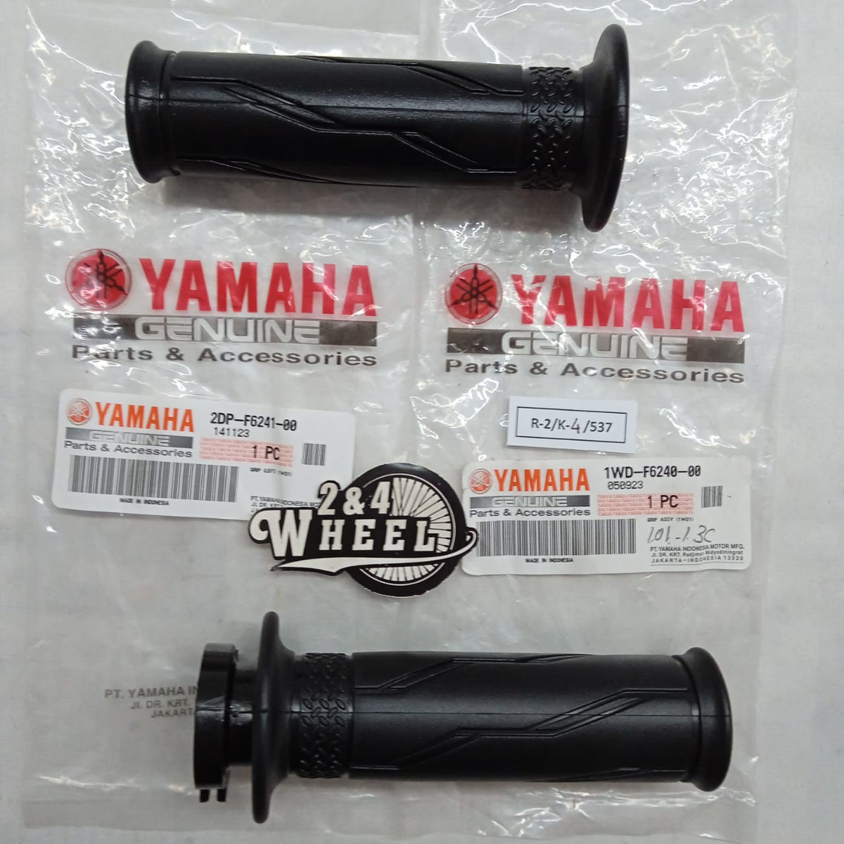 Yamaha YZF-R3 YZFR3 MT-03 MT03 MT-25 MT25 Handgrip Hand Grip 1Pair