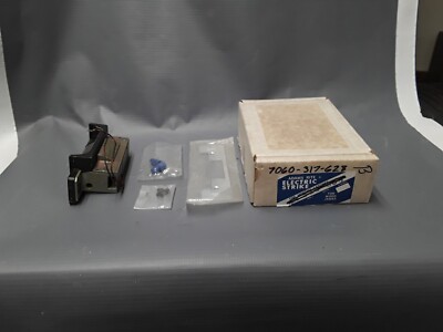 ADAMS RITE ELECTRIC STRIKE 7060-317-628 12VDC Fail Secure