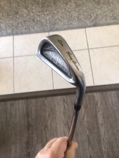 Tommy Armour 845 Silver Scott 4 Iron RH, Steel Shaft Stiff Flex 40  length