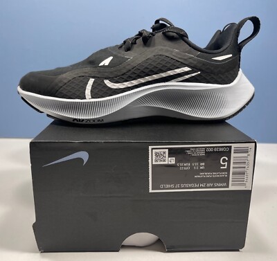 Size 5 - Nike Air Zoom Pegasus 37 Shield WOMEN Black White CQ8639 002 