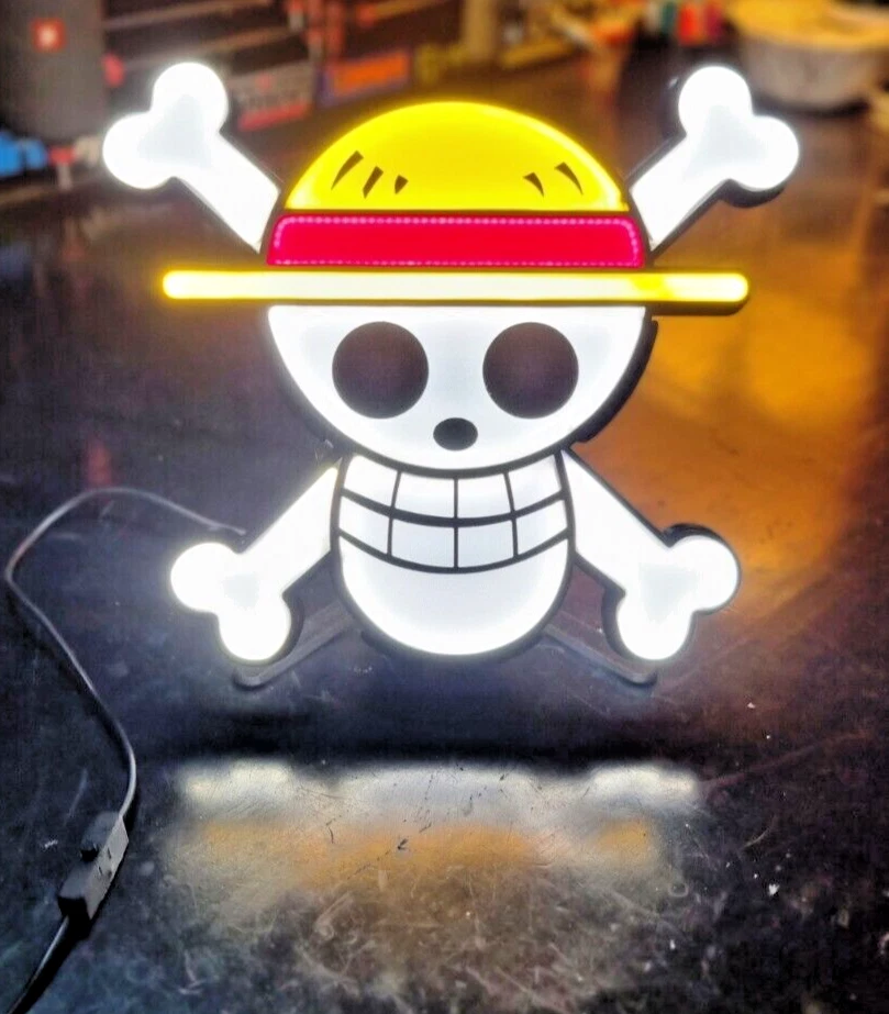ONE PIECE LED Lightbox Abat Jour. Lampada da Tavolo Teschio Dei Pirati Manga Jap - Immagine 3 di 4