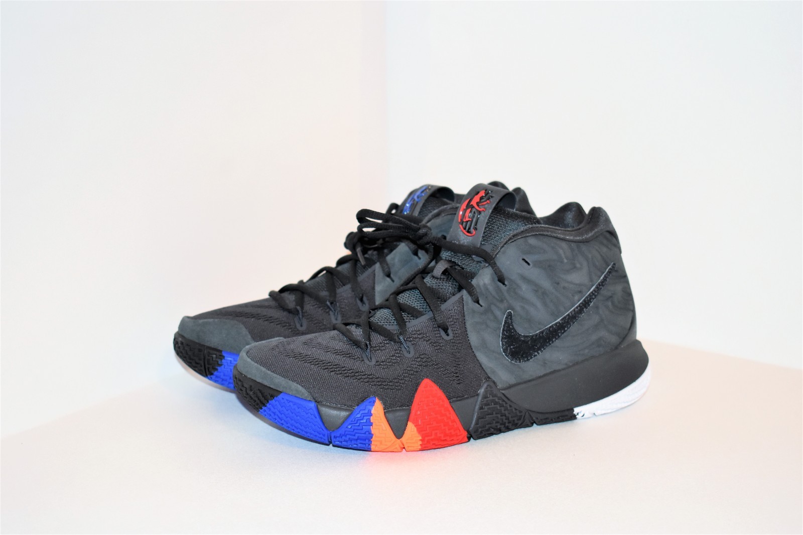 New Nike Kyrie 4 IV Size 11.5 Year Year Year Of The Monkey Basketball shoes 943806-011 4c4d4f New Nike Kyrie 4 IV Size 11.5 Year Year Year Of The Monkey Basketball shoes 943806-011 4c4d4f