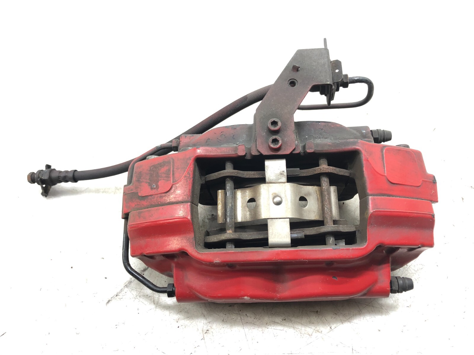 2014-2019 MASERATI GHIBLI SQ4 AWD RIGHT PASSENGER REAR BRAKE CALIPER OEM BREMBO.