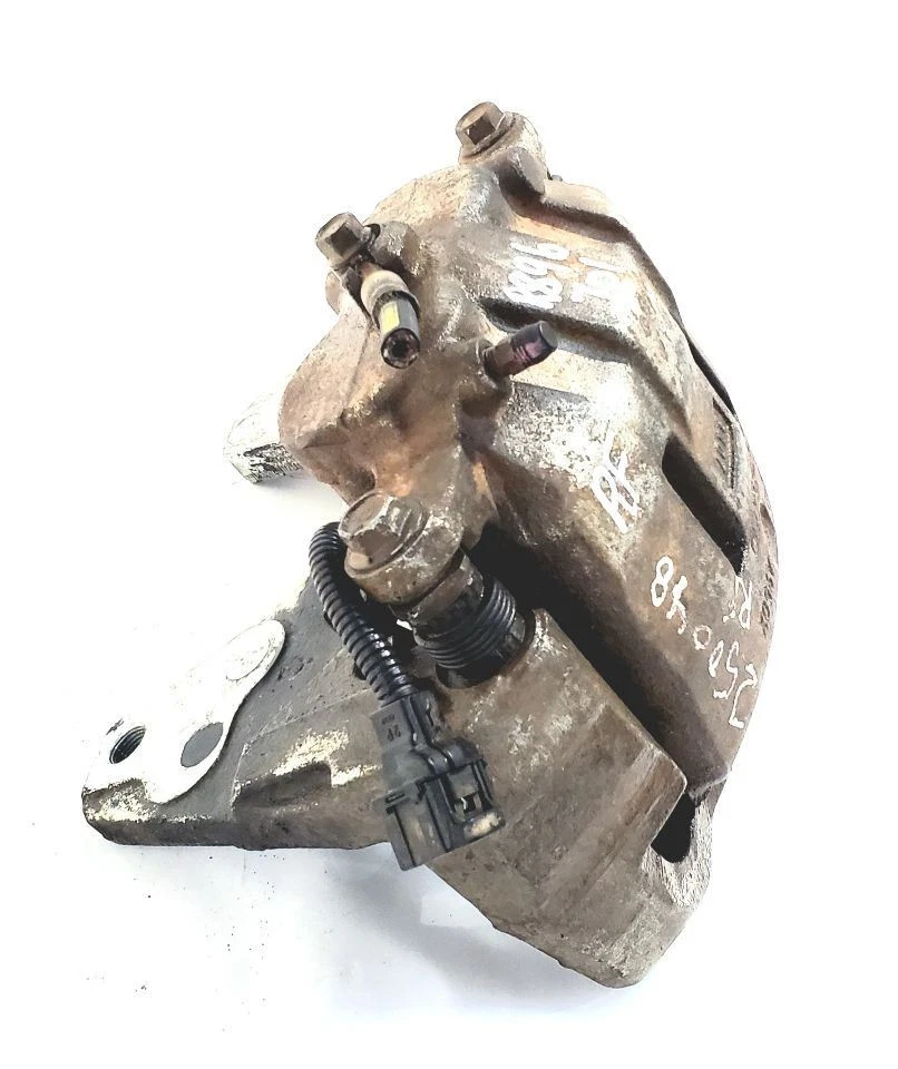 2020 Hino 195 OEM Front Right Brake Caliper  - Image 4 of 4