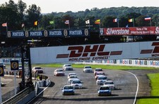 Will Hoy Williams Renault Dealer Racing Renault Laguna and Alain M- Old Photo