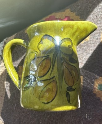 Los Angeles Pottery USA 1965 USA #22 6'' Pitcher Olive Green Bow Fruit Motif
