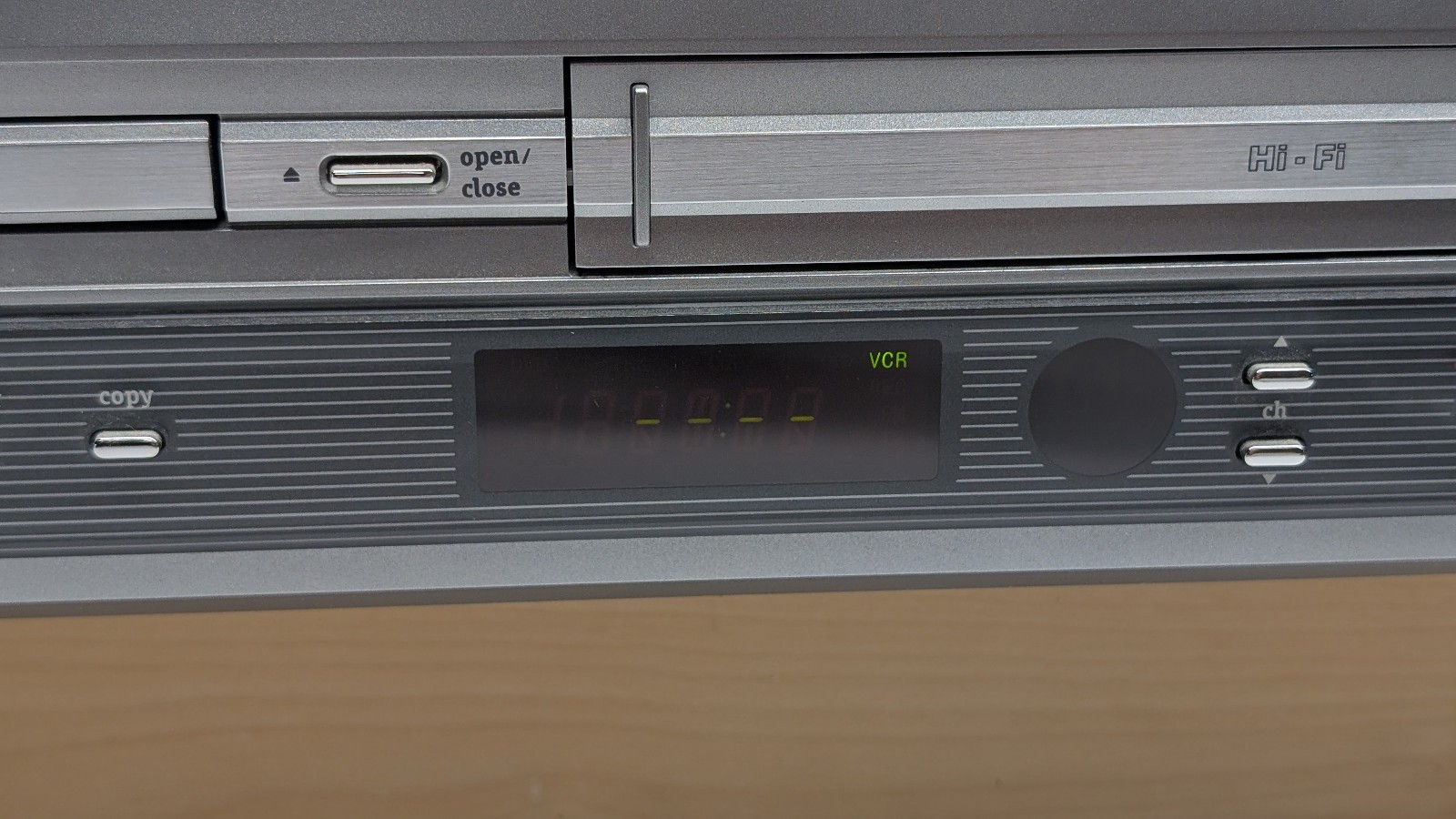 Zenith XBV342 DVD VCR Combo Player Hi-Fi VHS Recorder Tested Working No Remote