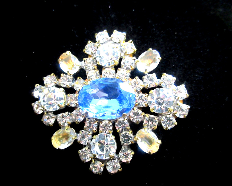 Beautiful  XL Czech Vintage Style Glass Rhinestone Button   Crystal Clear & Blue