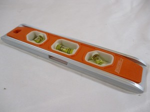Johnson 1435-0900 - 3 Vial - Magnetic Torpedo Level - Orange - Aluminum