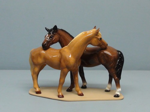 Retired Hagen Renaker Horse, Specialty Grooming Horses - Afbeelding 4 van 5
