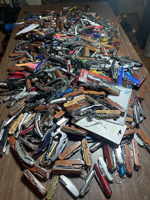 TSA Confiscated Pocket Knives/ Multitools Lot