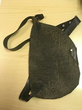 Borsa piatta a mezzaluna - cerniera curva - marrone - cm 32 x 20 x 4 ca.