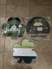 St. Patrick  s Day Sign Lot Of 3
