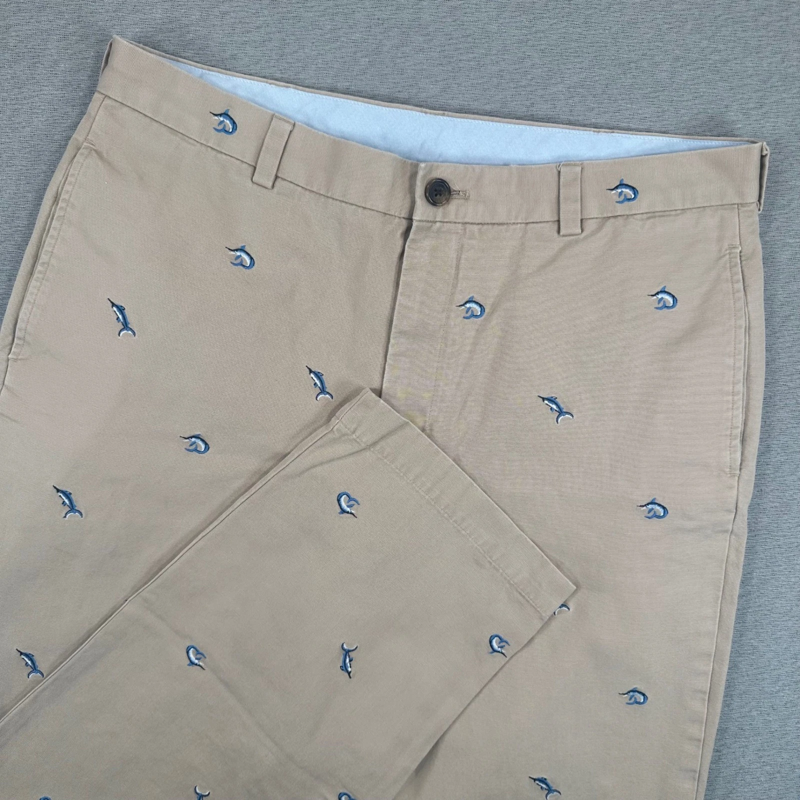 Brooks Brothers 346 Chino Pants Mens 36x32 Tan Marlin Embroidered Nautical AOP