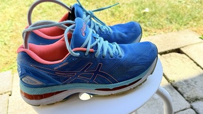 ASICS GEL NIMBUS 19 T750N US 10 Woman Blue Salmon Running Athletic Shoes C3