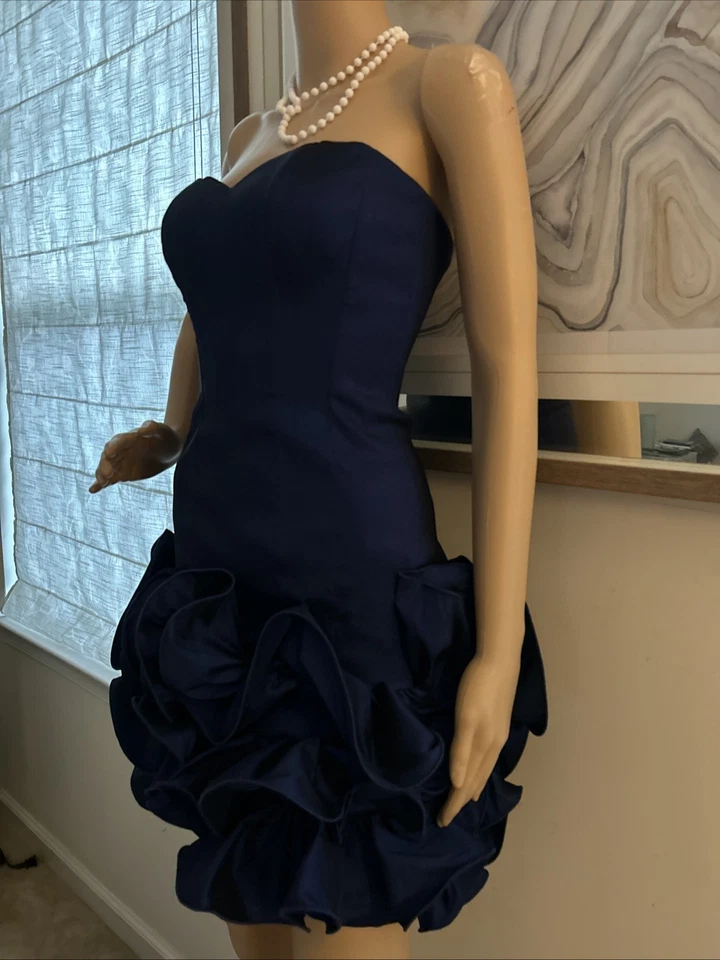 Caché Vintage Hecho en EE. UU. Talla 4 Excelente Estado ¡Hermoso! Foto 3 de 4