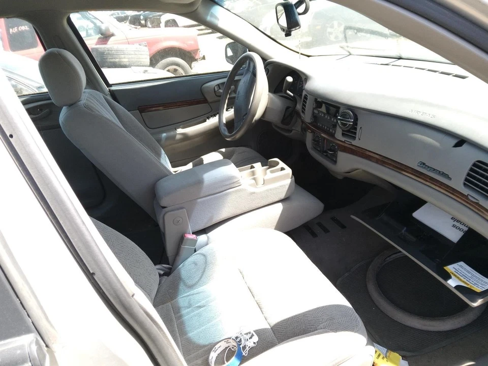 Used Washer Fluid Reservoir fits: 2005 Chevrolet Impala  Grade A - Image 2 of 4