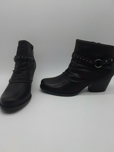 bare traps black ankle boots