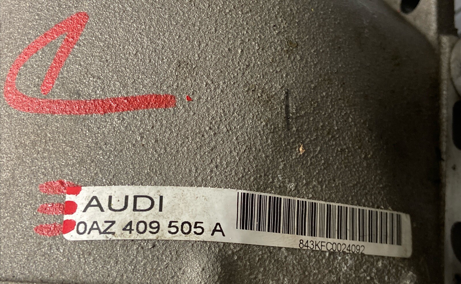 2008-2015 Audi R8 42 V8 4.2L Front Differential Axle 70k Miles OEM *NOTE*