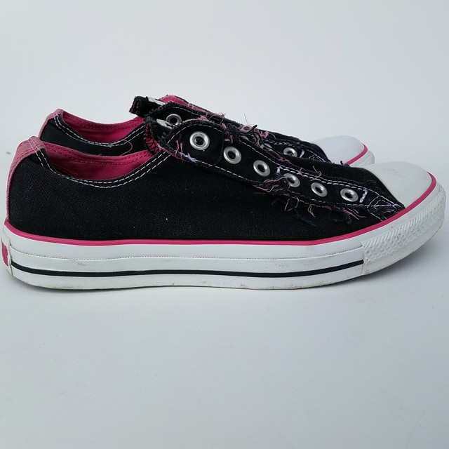 pink and black converse all stars