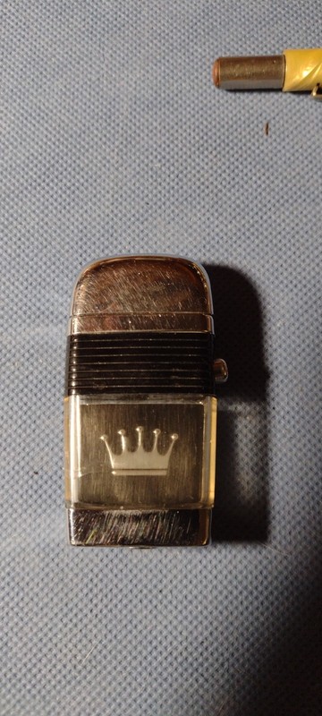 Vintage Scripto "Vu" lighter 1950/60's/ Crown Logo