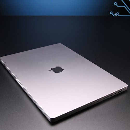 Apple MacBook Pro 16" (2021) // M1 Pro (10C CPU, 16C GPU), 16 GB RAM, 500 GB SSD - Picture 6 of 6