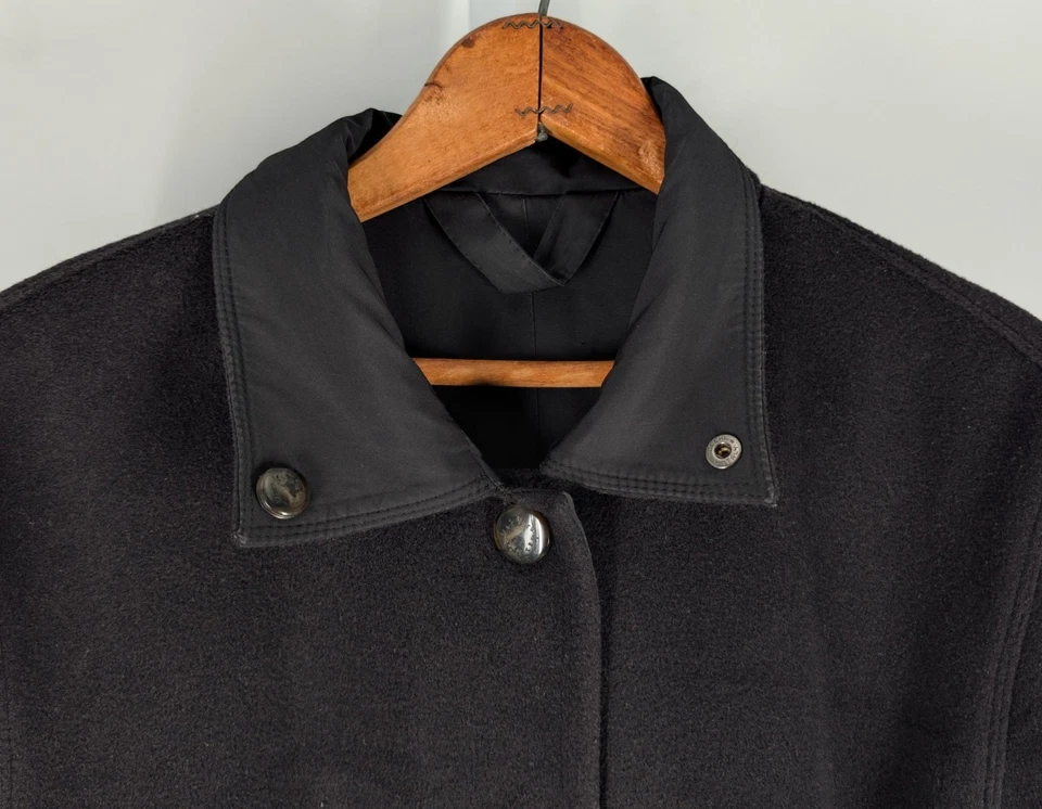 Vintage MaxMara Rainwear Reversible Wool Cashmere Fleece Coat Black Italy US 10 - Image 2 of 4