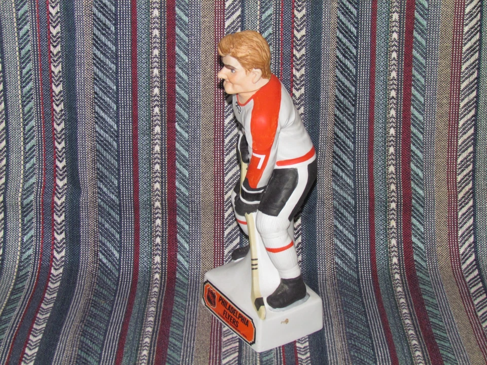 Decantador de licor de hockey vintage Philadelphia Flyers NHL vacía Foto 4 de 4