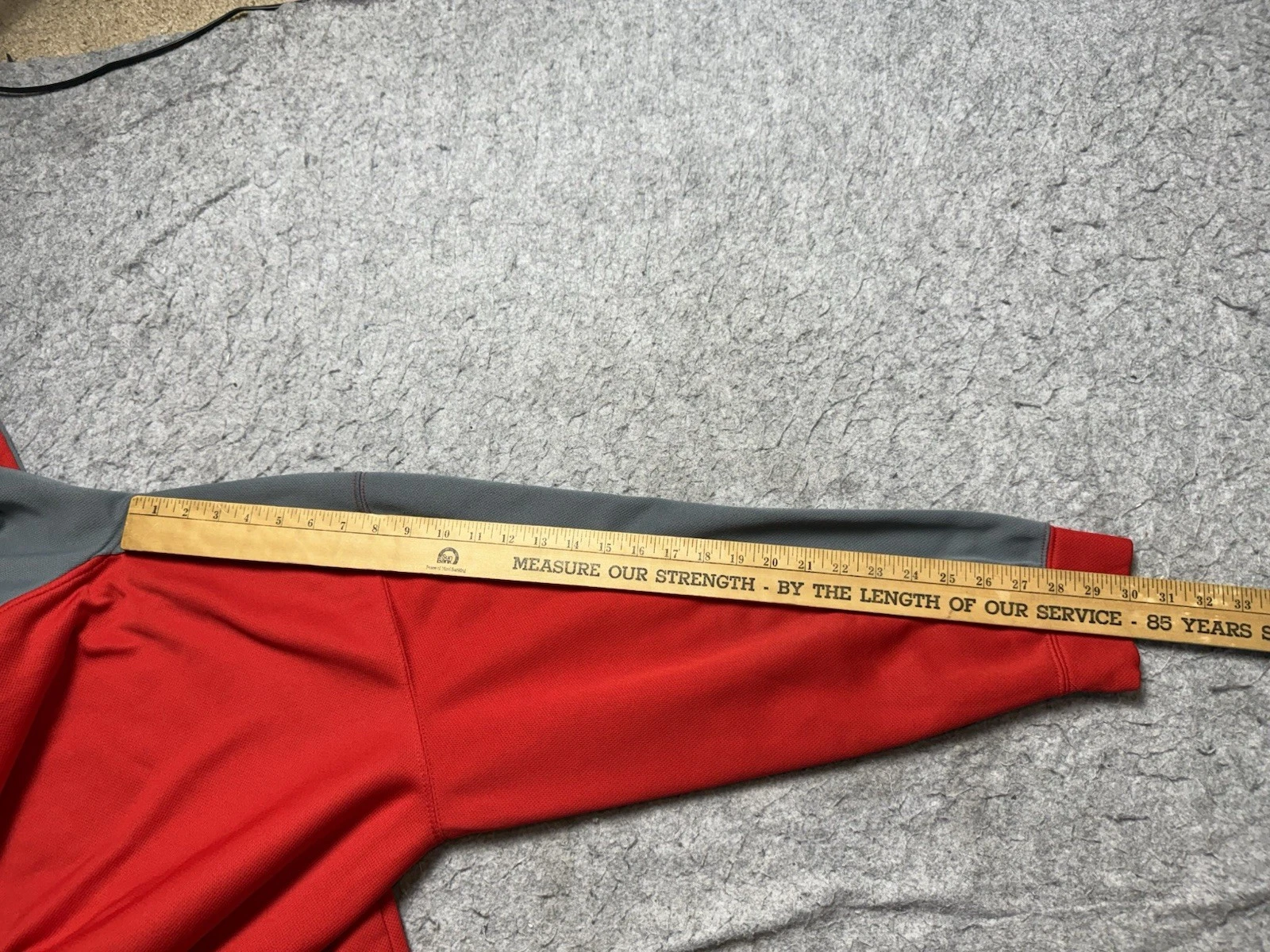 VETEMENTS Felpa con cappuccio Rutgers Scarlet Knights uomo extra large full zip college