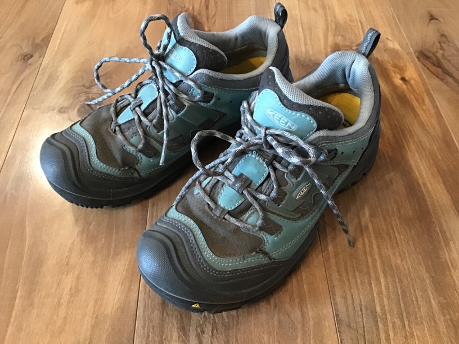 Keen Womens Gray Blue Hiking Shoes Sz 7.5 | eBay