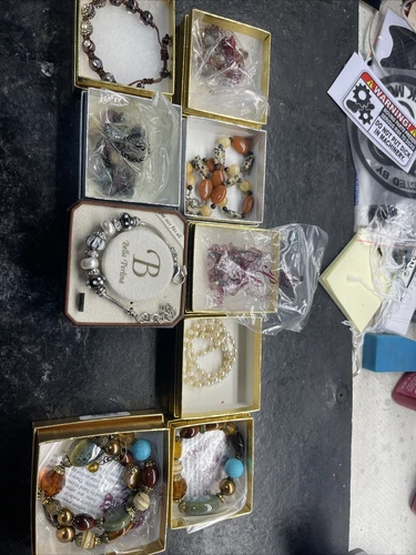 Vintage To Modern Costume Fashion Jewelry 9 Piece Lot Bracelets Necklace