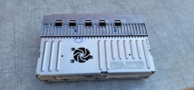 2007 Unmatched Mercedes Benz S550 Amplifier / Mercedes-Benz AMG