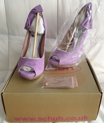 lilac shoes wedding