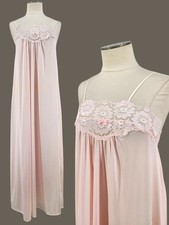 Womens Vintage Maxi Nightgown Nylon Dainty Pale Pink Lace Coquette Lace Medium