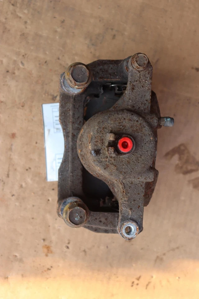Pinza de freno para pasajero delantero derecho Nissan Rogue 2015-2016 construida en Corea OEM Foto 3 de 4