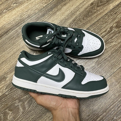Nike Dunk Low Vintage Green Size 6.5 GS