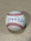 Ryne Sandberg signed OML baseball w/HOF 05 inscription ** Beckett **