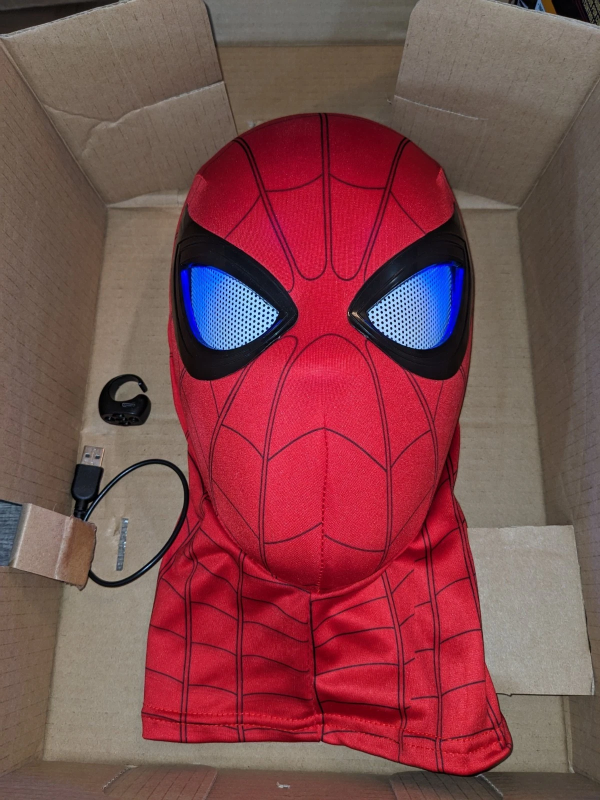 Spider Superhero Dynamic Mask - Remote LED Light & Moving Mech Eyes