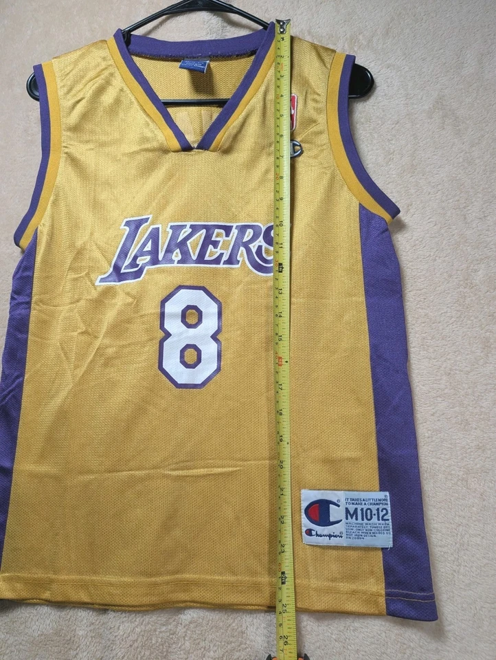 Camiseta De Colección Kobe Bryant Juvenil M 10-12 #8 Campeón de Los Angeles Lakers De Colección Usada en Excelente Condición Foto 4 de 4