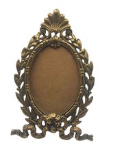 Antique Ornate Pot Metal Oval Picture Frame W/ Easel Back 5 x 8" for 3 x5" Photo