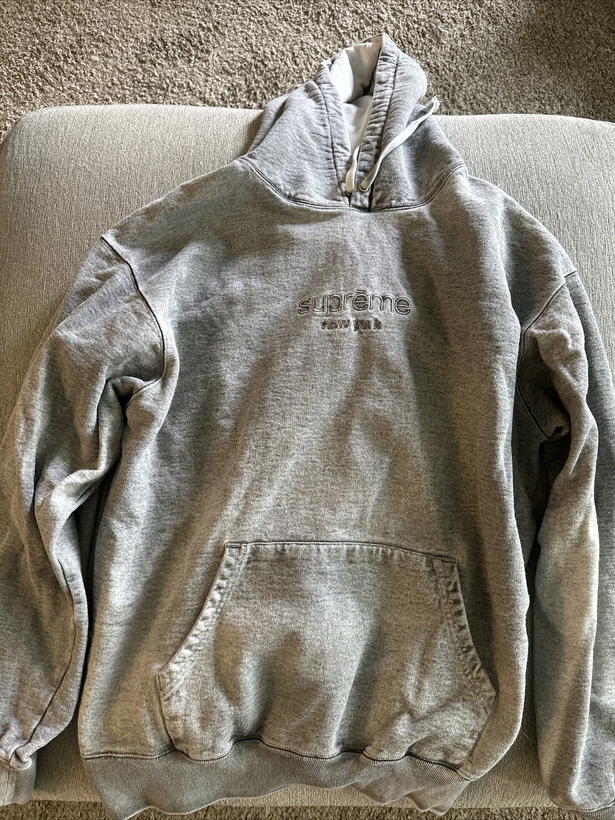Sweat à capuche Supreme « Spray White » FW20 taille L