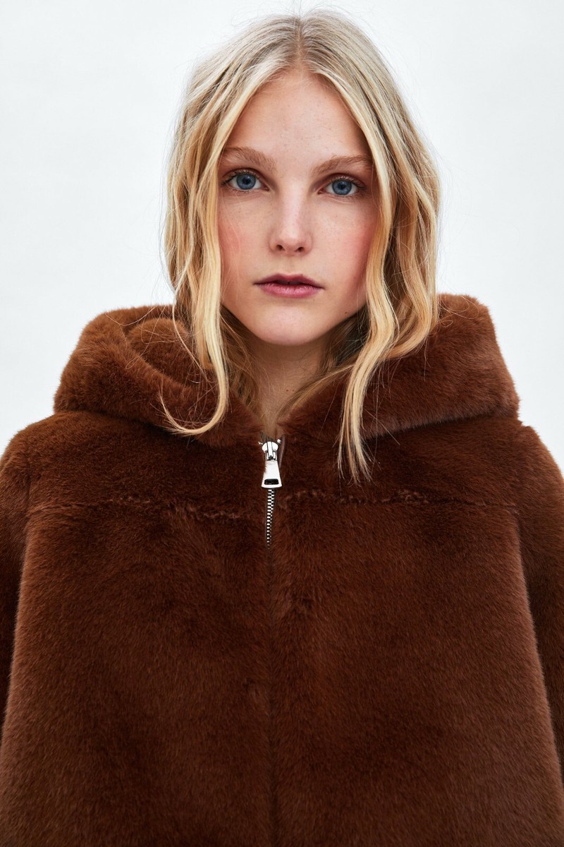 ZARA FAUX FUR JACKET WITH HOOD Chaqueta cazadora efecto pelo ZARA FAUX FUR JACKET WITH HOOD Chaqueta cazadora efecto pelo