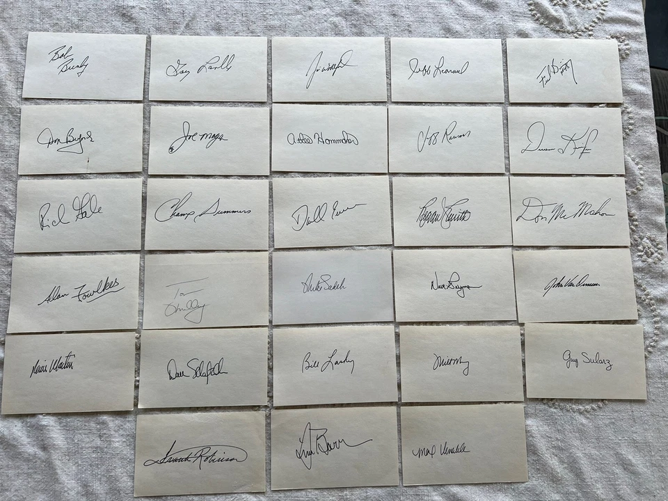 Lote de 28 tarjetas indexadas firmadas autografiadas 1981-82 de los Gigantes de San Francisco Foto 2 de 4
