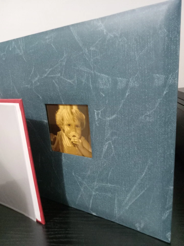 3 Piece Photo Album 20 Photo Capacity Ea. S/M/L Blue/Red 6x6/8x8/12x12 - Image 4 of 4