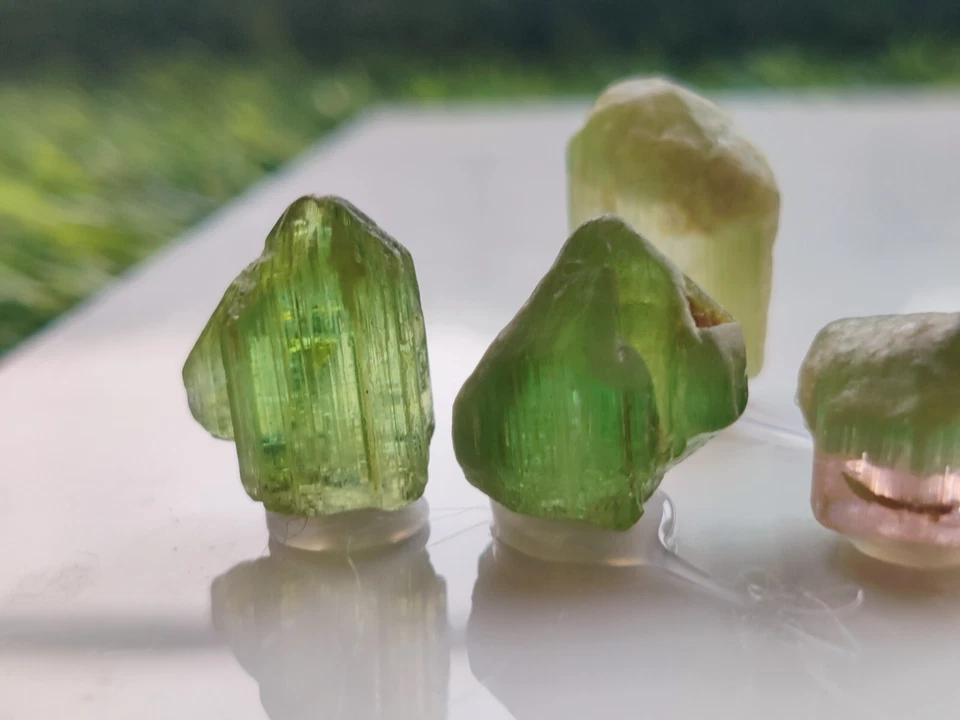 Amazing  Shapes Natural Tourmaline Crystals  Rough Gemstone 52 Carats - Image 3 of 4