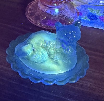 Mosser mini Cat on Nest Cobalt Blue - Kitty Salt Cellar / Trinket Box (Glower)