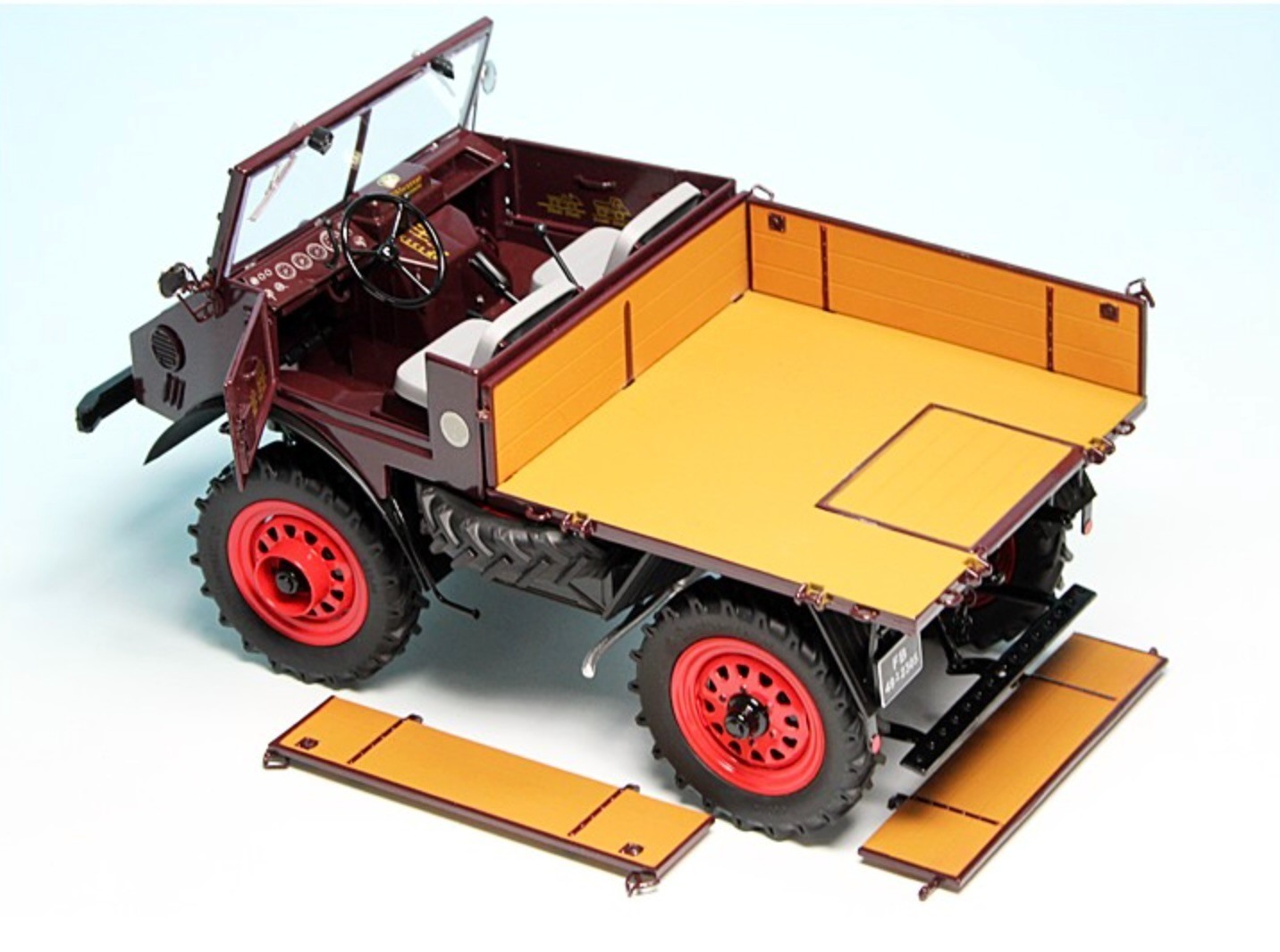 Schuco 1/18 Mercedes-Benz Unimog U401 1953 miniature de collection 